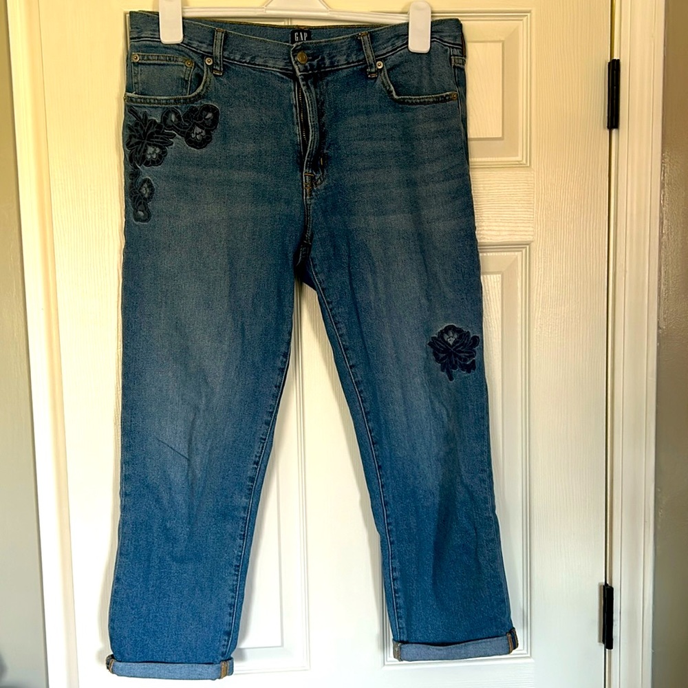 Gap Girlfriend Fit Jeans